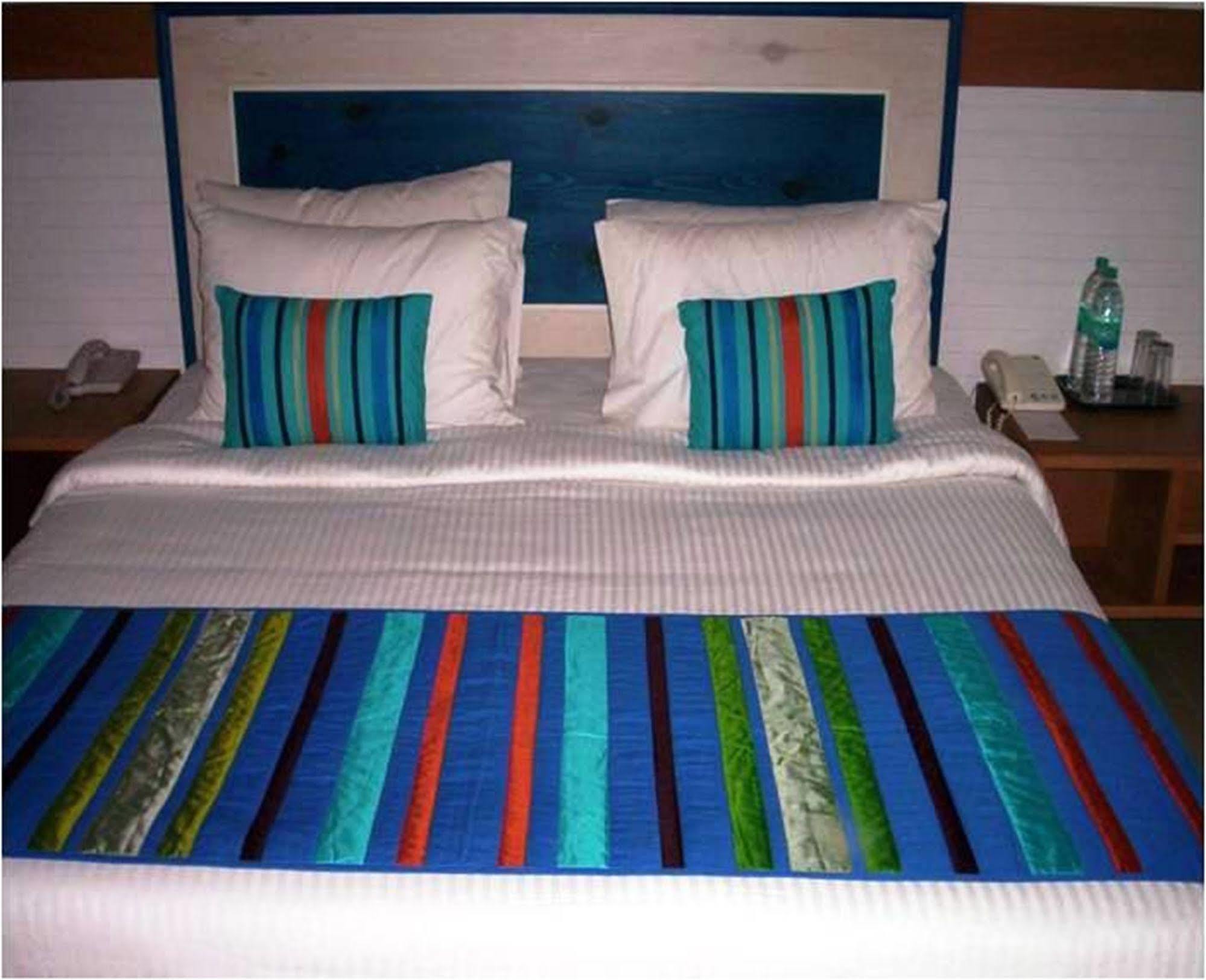 Peerles Sarovar Portico Port Blair Værelse billede